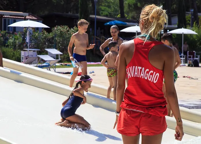 Pineta Sul Mare Camping Village منتزه العطل 2*