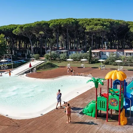 Pineta Sul Mare Village 3*