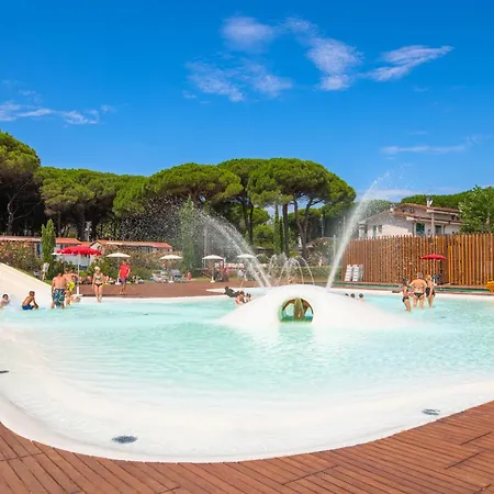 Pineta Sul Mare Village 3*